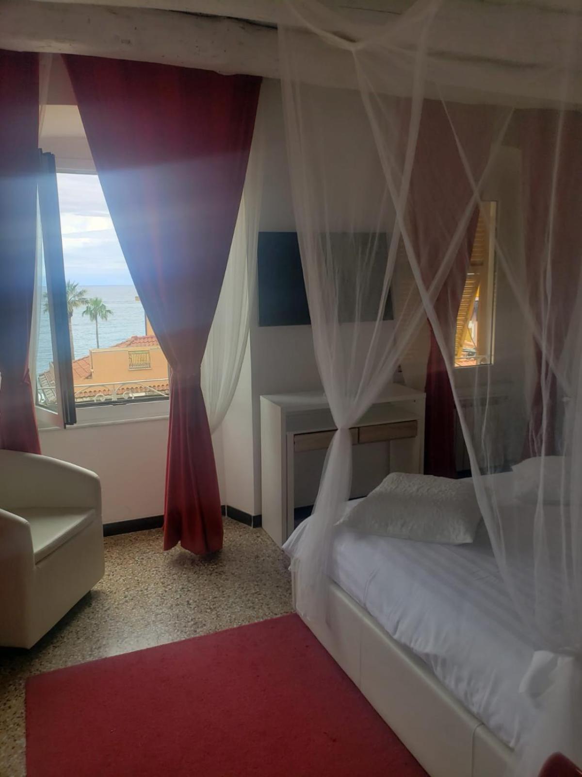 Varazze Suite Sauna E Hammam Exterior foto